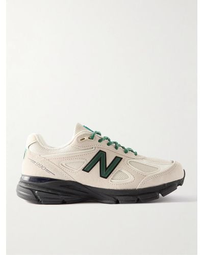 New Balance 990v4 Sneakers aus Veloursleder und Mesh mit Lederbesatz - Natur