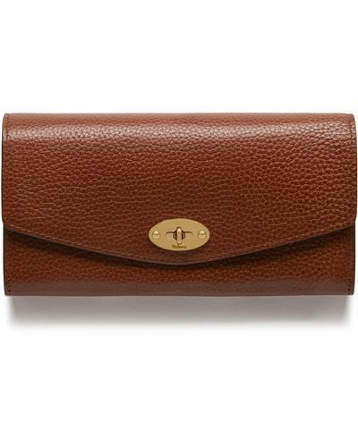 Mulberry Darley Wallet In Oxblood Natural Grain Leather - Brown