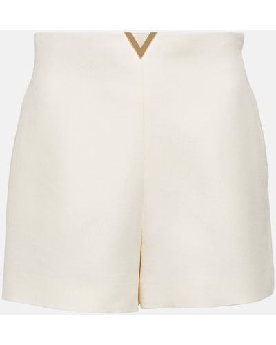 Valentino Vlogo Wool And Silk Crepe Shorts - White