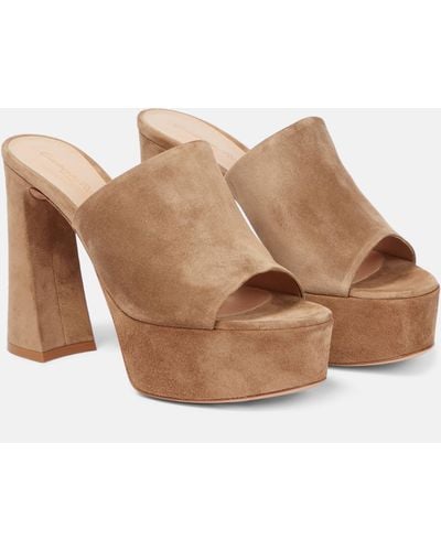 Gianvito Rossi Holly Suede Platform Mules - Brown