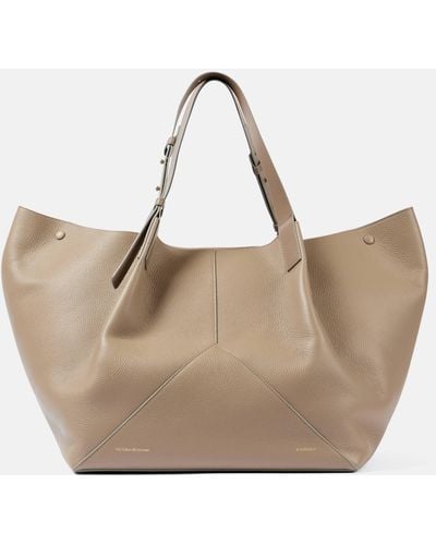 Victoria Beckham The New Medium Leather Tote Bag - Natural