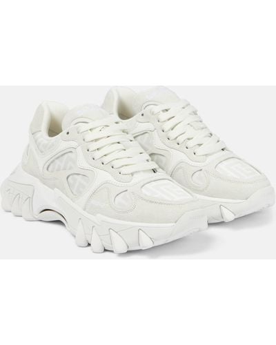 Balmain Premium Canvas Sneakers. - White