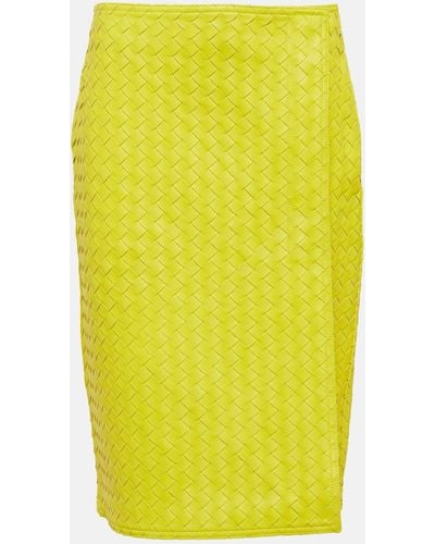 Bottega Veneta Intrecciato Leather Midi Skirt - Yellow