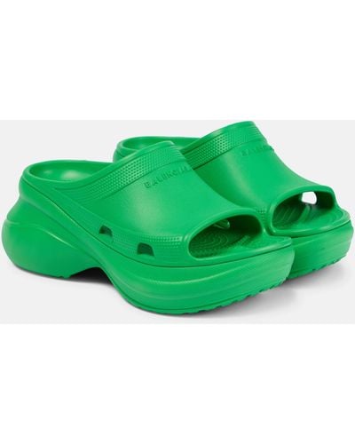 Balenciaga Pool Crocstm Slide Sandal - Green
