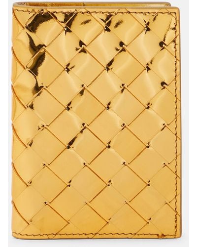 Bottega Veneta Intrecciato Metallic Leather Passport Case - Yellow