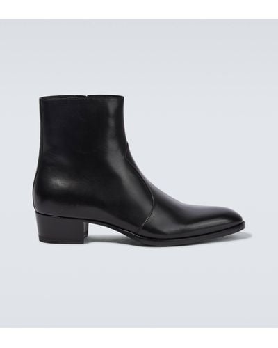 Saint Laurent Wyatt Leather Boots - Black