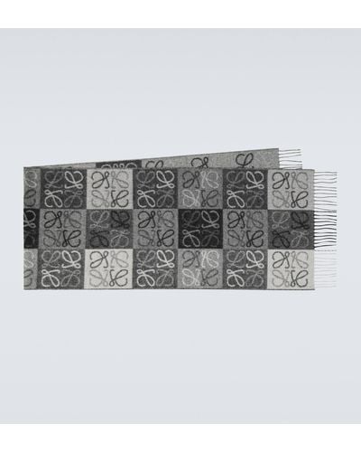 Loewe Anagram Wool And Cashmere Scarf - Grey