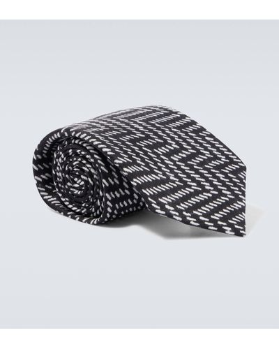 Giorgio Armani Chevron Silk Jacquard Tie - Black
