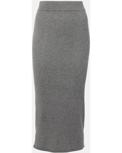 Brunello Cucinelli Ribbed-knit Midi Skirt - Grey