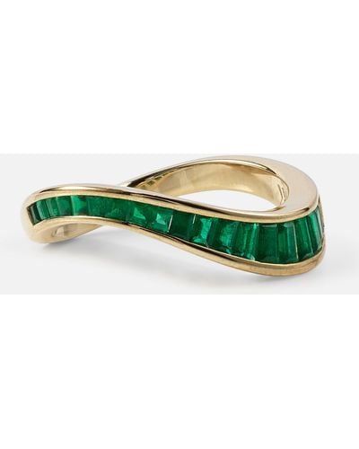Rainbow K Wave 9kt Gold Rind With Emeralds - Green