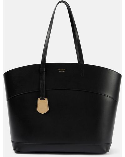 Ferragamo Charming Medium Leather Tote Bag - Black