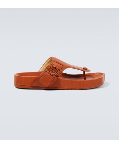 Loewe Ease Anagram Leather Thong Sandals - Brown