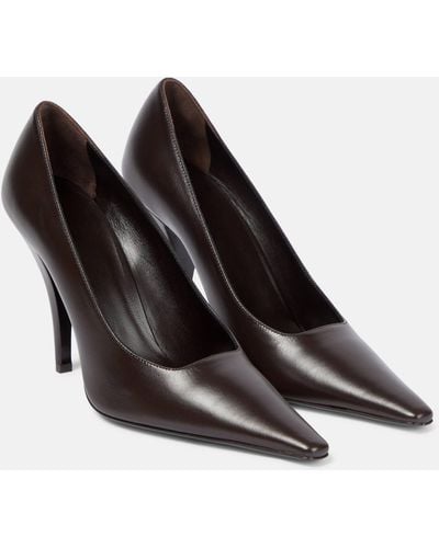 The Row Lana Leather Pumps - Black