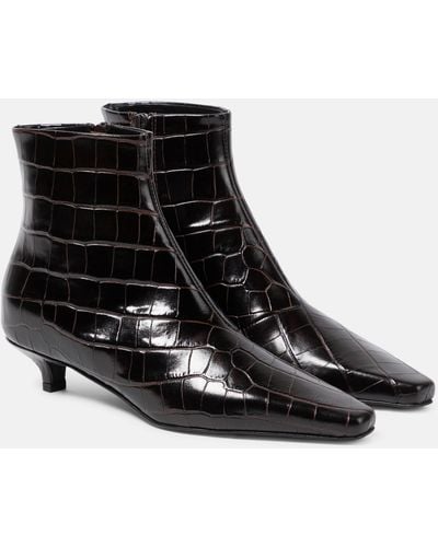 Totême The Slim Leather Ankle Boots - Black