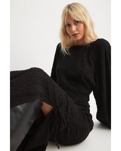 NA-KD Trend Gestructureerde Maxi-jurk Met Trekkoord - Zwart