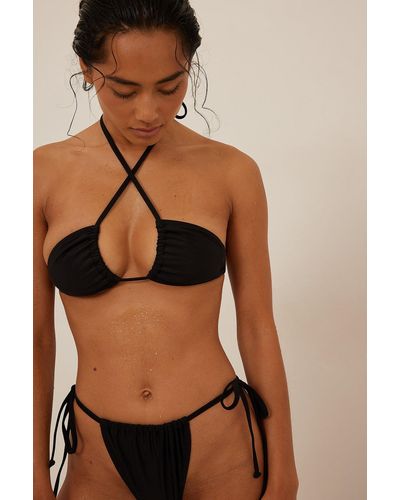 NA-KD Swimwear Gesmokte Triangel Bikinitop - Zwart