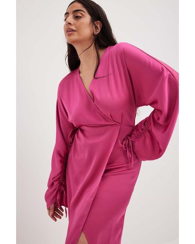 NA-KD Party Satijn Maxi-jurk Met Overslag - Roze