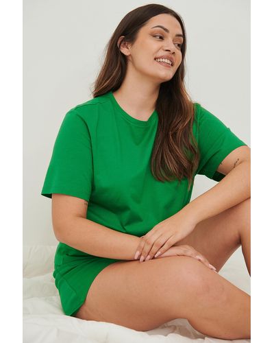 NA-KD Lingerie Zacht Comfortabel Oversized T-shirt - Groen