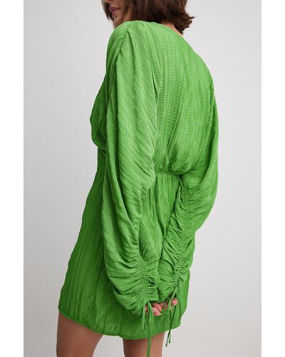 NA-KD Gekreukte Mini-jurk Met Strikdetail - Groen