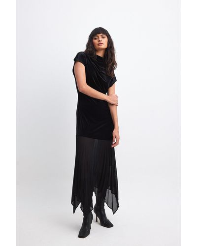 NA-KD Midi-jurk Met Geplooide Rok - Zwart