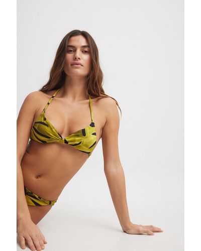 NA-KD Swimwear Gedraaide Triangel Bikinitop - Meerkleurig