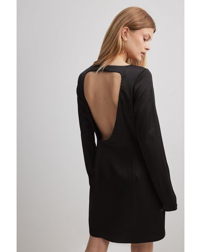 NA-KD Asymmetrische Mini-jurk Met Open Rug - Zwart