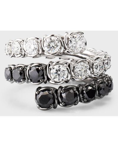 A Link 18k White Gold Ring With Black And White Diamonds, Size 6.5 - Multicolor