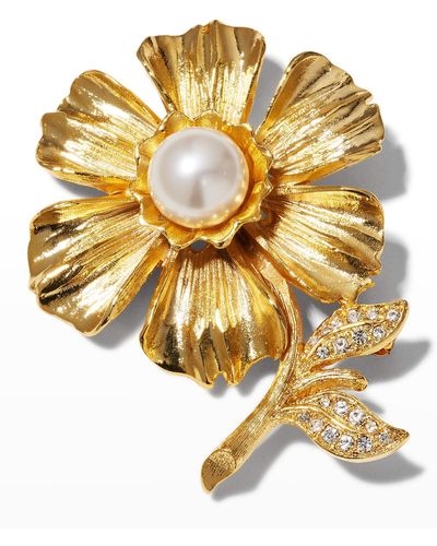 Kenneth Jay Lane With Pearly Center And Crystals Flower Pin - Metallic