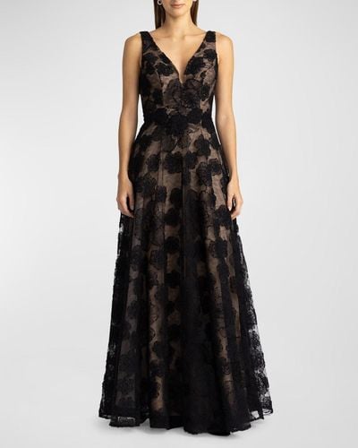 Zac Posen Deep V-Neck Floral Lace Gown - Black