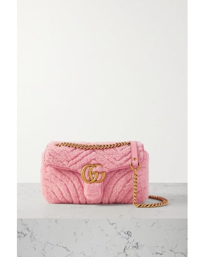 Gucci Gg Marmont 2.0 Schultertasche Aus Matelassé-shearling Mit Lederbesätzen - Pink