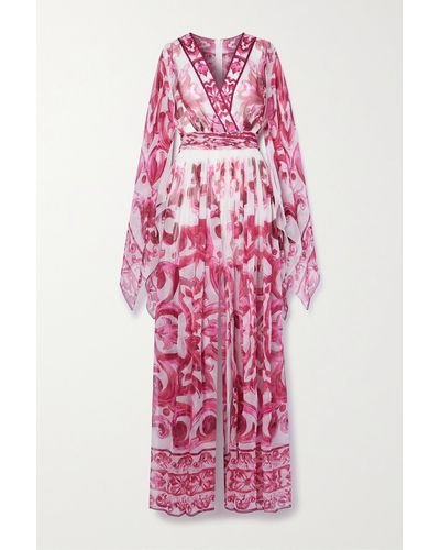 Dolce & Gabbana Majolica Jumpsuit Aus Bedrucktem Seidenchiffon Mit Bindegürtel - Pink