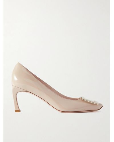 Roger Vivier Belle Vivier Trompette Pumps Aus Lackleder Mit Schnalle - Natur