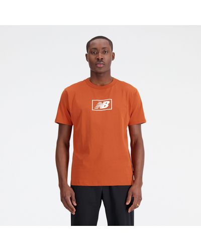 New Balance Nb essentials logo t-shirt in marrone - Arancione