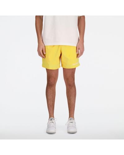 New Balance Archive Stretch Woven Short In Polywoven - Yellow