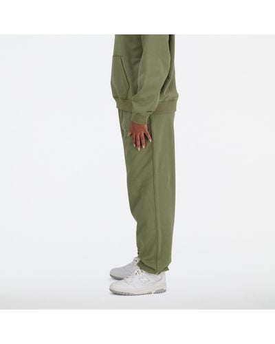 New Balance Athletics french terry jogger in grün
