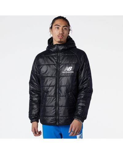 New Balance Nb Athletics Winterized Short Synthetic Puffer In Polywoven - Black