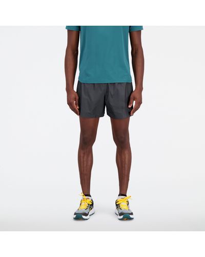 New Balance Impact run at 5 inch short - Azul