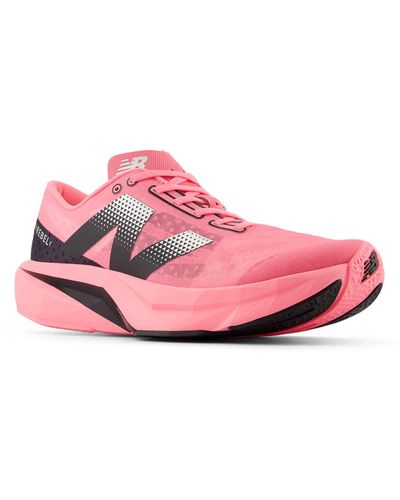 New Balance Fuelcell rebel v4 - Pink