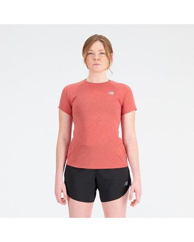 New Balance Femme Impact Run Short Sleeve En, Poly Knit, Taille - Rouge