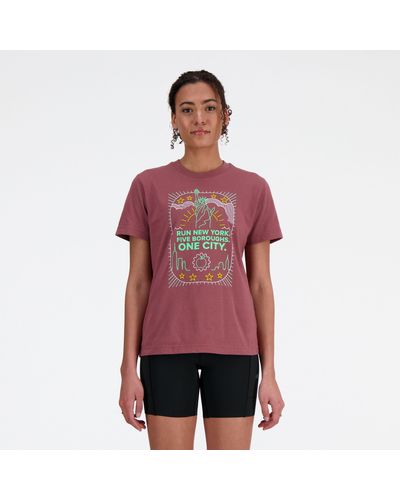 New Balance Nyrr Boroughs Graphic T-shirt - Red