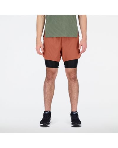 New Balance Pantalones cortos q speed 5 inch 2 in 1 - Rojo