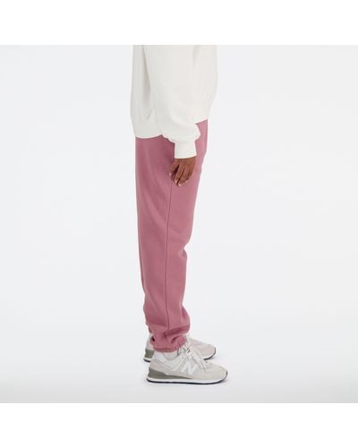 New Balance Icon collegiate fleece jogger in rosa - Pink