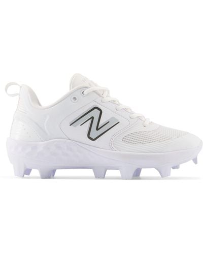 New Balance Fresh Foam Velo V3 Molded Softball Shoes - White