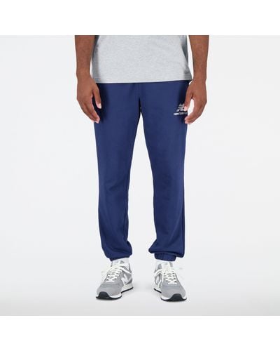 New Balance Essentials stacked logo french terry sweatpant jogginghose in blau