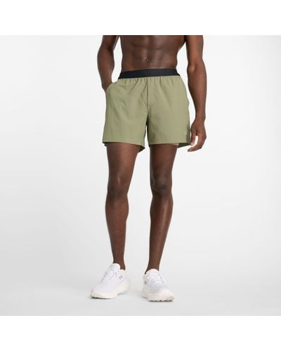 New Balance Ac Lined Short 5" In Green Polywoven - Black