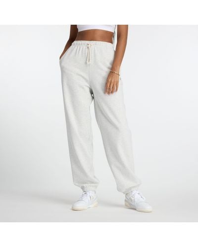 New Balance Athletics French Terry jogger In Gray Cotton - White
