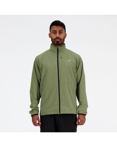 New Balance Stretch woven jacket in verde