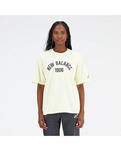 New Balance Femme Essentials Varsity Oversized T-Shirt En, Cotton, Taille - Blanc