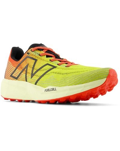 New Balance Fuelcell Venym In Green/red/black Synthetic - Yellow