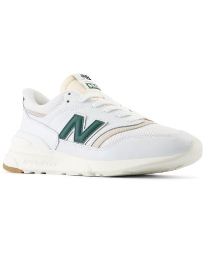 New Balance 997r In Suede/mesh - White